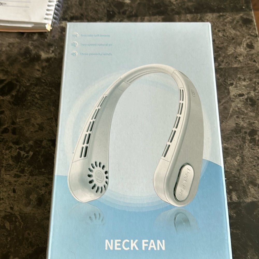 Neck fan